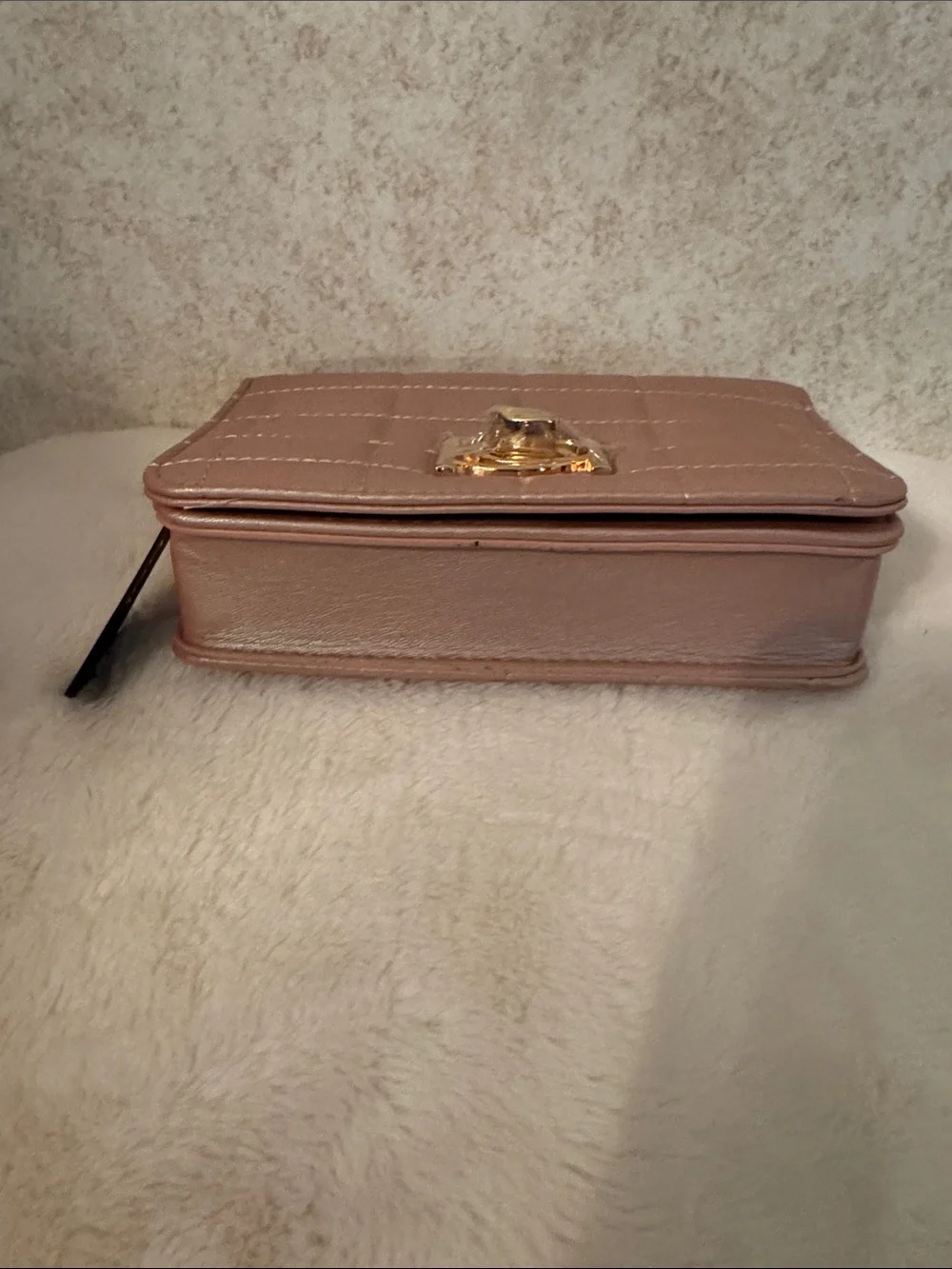 bebe Quilted Chain Shoulder Clutch in Shimmery Blush